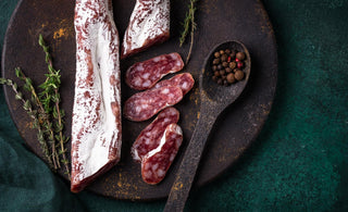 Fuet con ingredientes